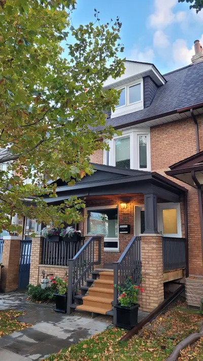 203 Fern Avenue, Toronto, On M6r 1k5