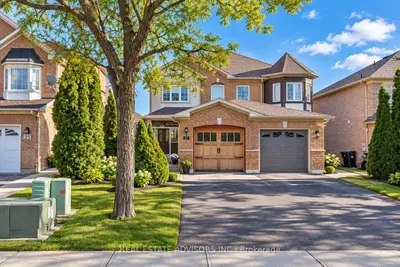 27 Coachwhip Road, Brampton, On L6r 1x9