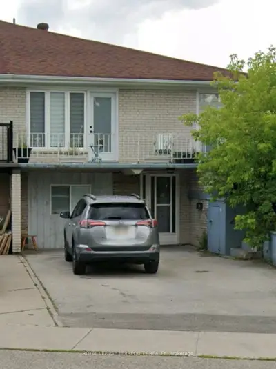 60 Lakeland Drive Basement, Toronto, On M9v 1n1