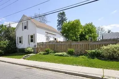 Detached in Milton