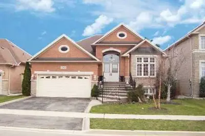 2510 Hertfordshire Way, Oakville, On L6h 7n4
