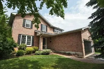 2297 Dunedin Road, Oakville, On L6j 5v4