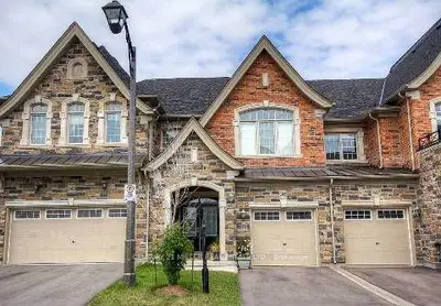 2485 Village Common, Oakville, On L6m 0s2