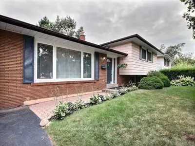 282 Jones Street, Oakville, On L6l 3g7