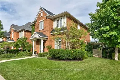 456 Ambleside Drive, Oakville, On L6h 6n7