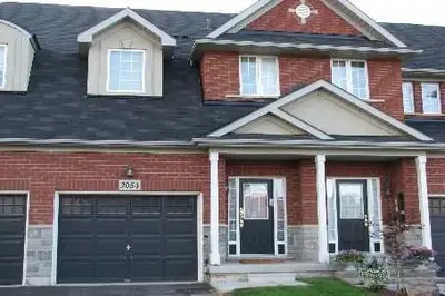 2054 Redstone Crescent, Oakville, On L6m 5b1