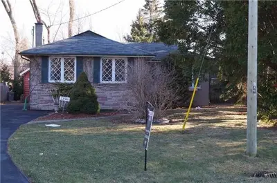 1196 Sarta Road, Oakville, On L6l 2p3
