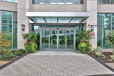 11 Bronte Road 113, Oakville, On L6l 0e1