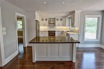 2998 Kingsway Drive, Oakville, On L6j 6t9