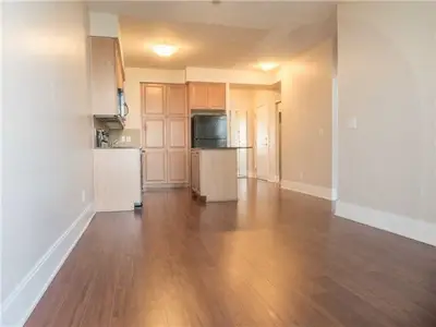 330 Burnhamthorpe Road W 2110, Mississauga, ON L5B 3Y5