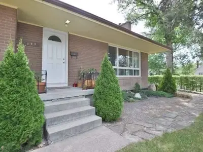265 Felan Avenue, Oakville, ON L6K 2X8