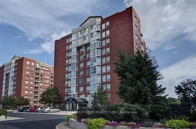 50 Old Mill Road 403, Oakville, On L6j 7w1
