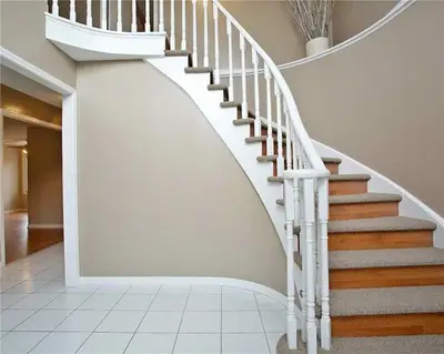 5279 Thornwood Drive, Mississauga, ON L4Z 3J3