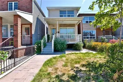 1131 Dovercourt Road, Toronto W02, ON M6H 2Y1
