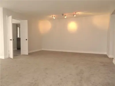 4235 Sherwoodtowne Boulevard 1207, Mississauga, ON L4Z 1W3