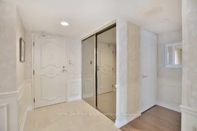 2170 Marine Drive 902, Oakville, On L6l 5v1