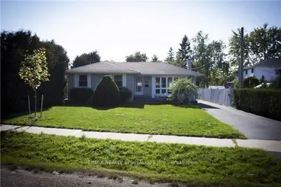 1262 Montclair Drive, Oakville, On L6h 1z4