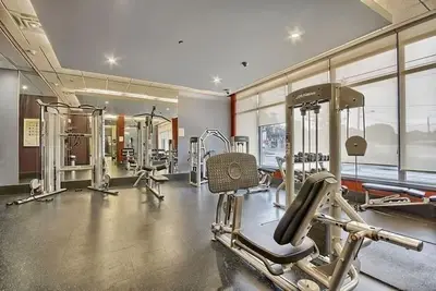 1185 The Queensway Avenue 907, Toronto W08, On M8z 0c6