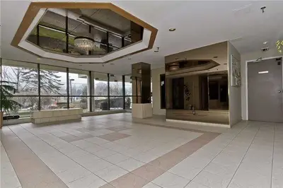 3845 Lake Shore Boulevard W 506, Toronto W06, ON M8W 4Y3