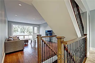 2412 Maryvale Court, Burlington, ON L7P 2P2