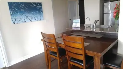 385 Prince Of Wales Drive 413, Mississauga, ON L5B 0C6