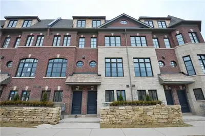 2155 Lillykin Street 94, Oakville, On L6h On2