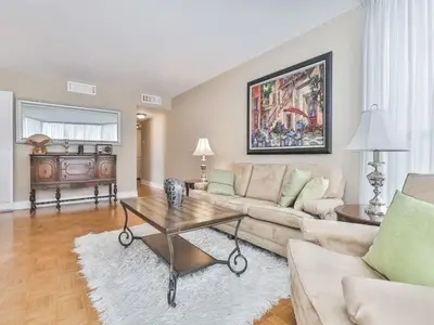 1333 Bloor Street E 1003, Mississauga, ON L4Y 3T6