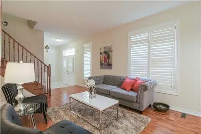 4641 Centretown Way, Mississauga, ON L5R 0E1