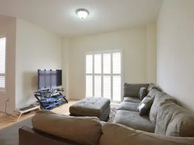 3946 Quiet Creek Drive, Mississauga, On L5m 8b4