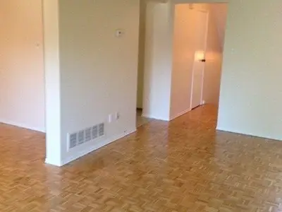 4218 Sunflower Drive, Mississauga, On L5l 2l5