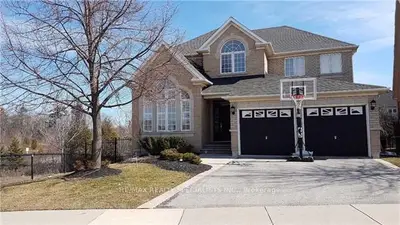 1464 Pinery Crescent, Oakville, On L6h 7j4