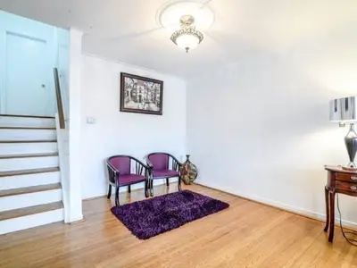 7296 Redfox Road, Mississauga, ON L4T 2L8