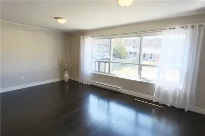180 Mississauga Valley Boulevard 142, Mississauga, ON L5A 3M2