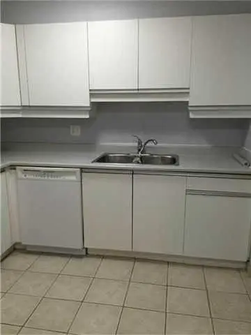 50 Mississauga Valley Boulevard 717, Mississauga, ON L5A 3S2