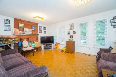 529 Nanak Road, Mississauga, ON L5B 3X2