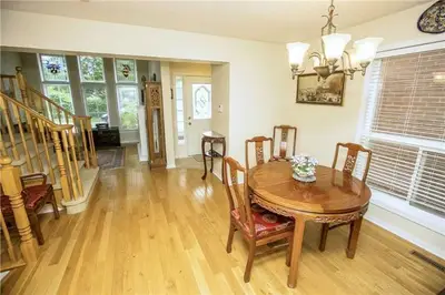 2308 Guildstone Crescent, Oakville, ON L6M 3Y8