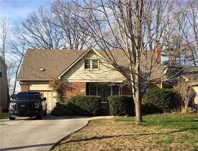 419 River Side Drive, Oakville, On L6k 3n6