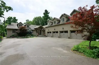 5150 Lakeshore Road W, Burlington, On L7l 1b9