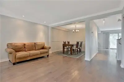 4128 Treetop Crescent, Mississauga, ON L5L 2L8