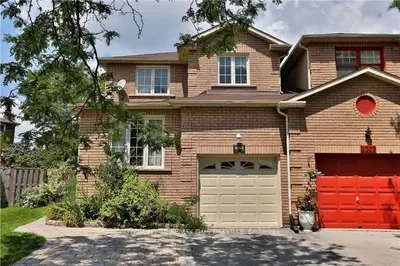 2327 Springfield Crescent, Oakville, On L6j 7p8