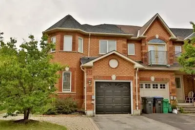 3933 Coachman Circle, Mississauga, ON L5M 6R1