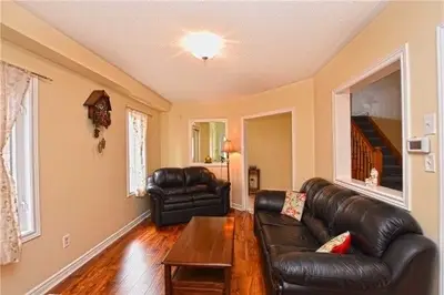 6683 Opera Glass Crescent, Mississauga, ON L5W 1R8