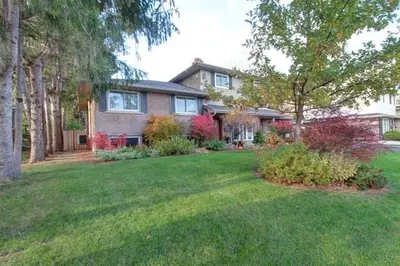 117 Ridge Drive, Oakville, ON L6H 1B7