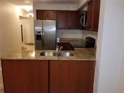 3211 FLAGSTONE Drive, Mississauga, ON L5M 7T8