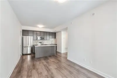 8 Drummond Street 409, Toronto W06, ON M8V 1Y8