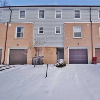 2440 Bromsgrove Road 168, Mississauga, ON L5J 4J7