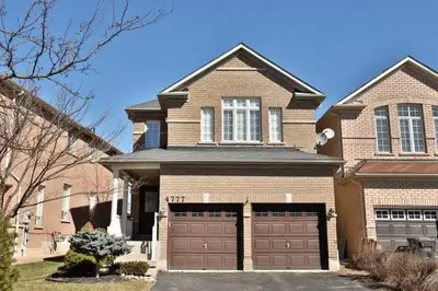 4777 Glasshill Grove, Mississauga, On L5m 7r6