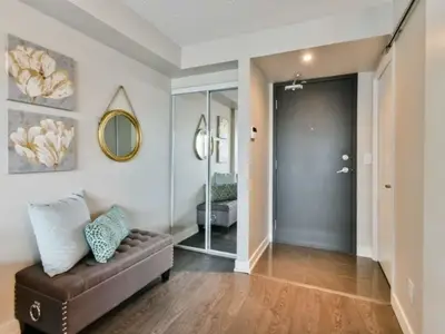 11 Superior Avenue 217, Toronto W06, ON M8V 0A7