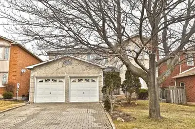 379 Parklane Road, Oakville, On L6h 4j3