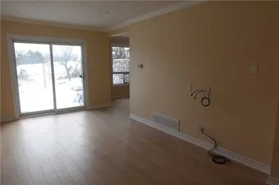 41 Mississauga Valley Boulevard 80, Mississauga, ON L5A 3N5